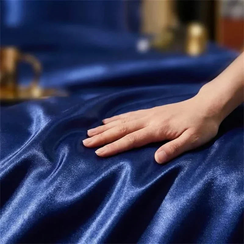 Silky 4-Piece Bedding Set with Duvet Cover and Sheet