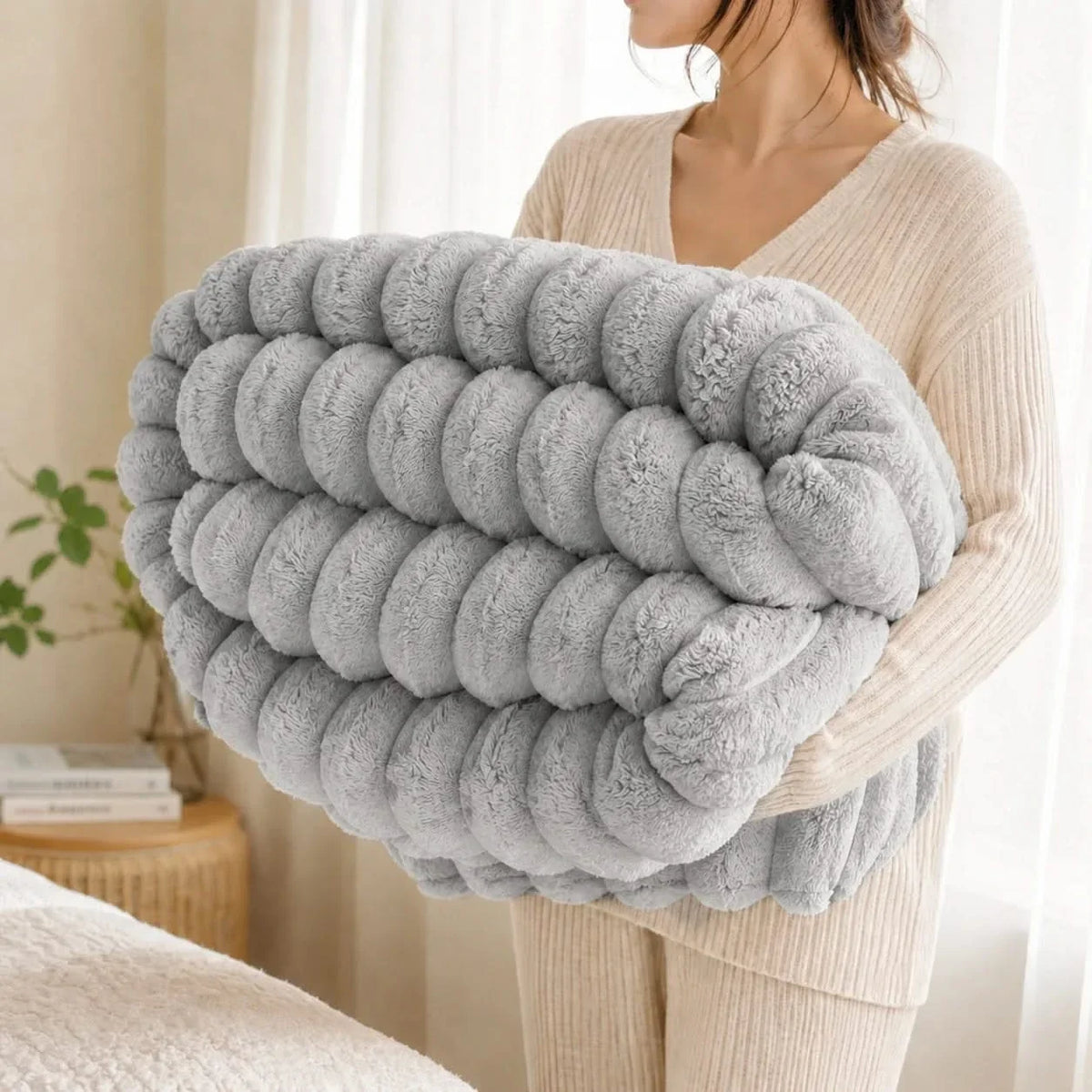 Ribbed Fleece Blanket in 2 Sizes