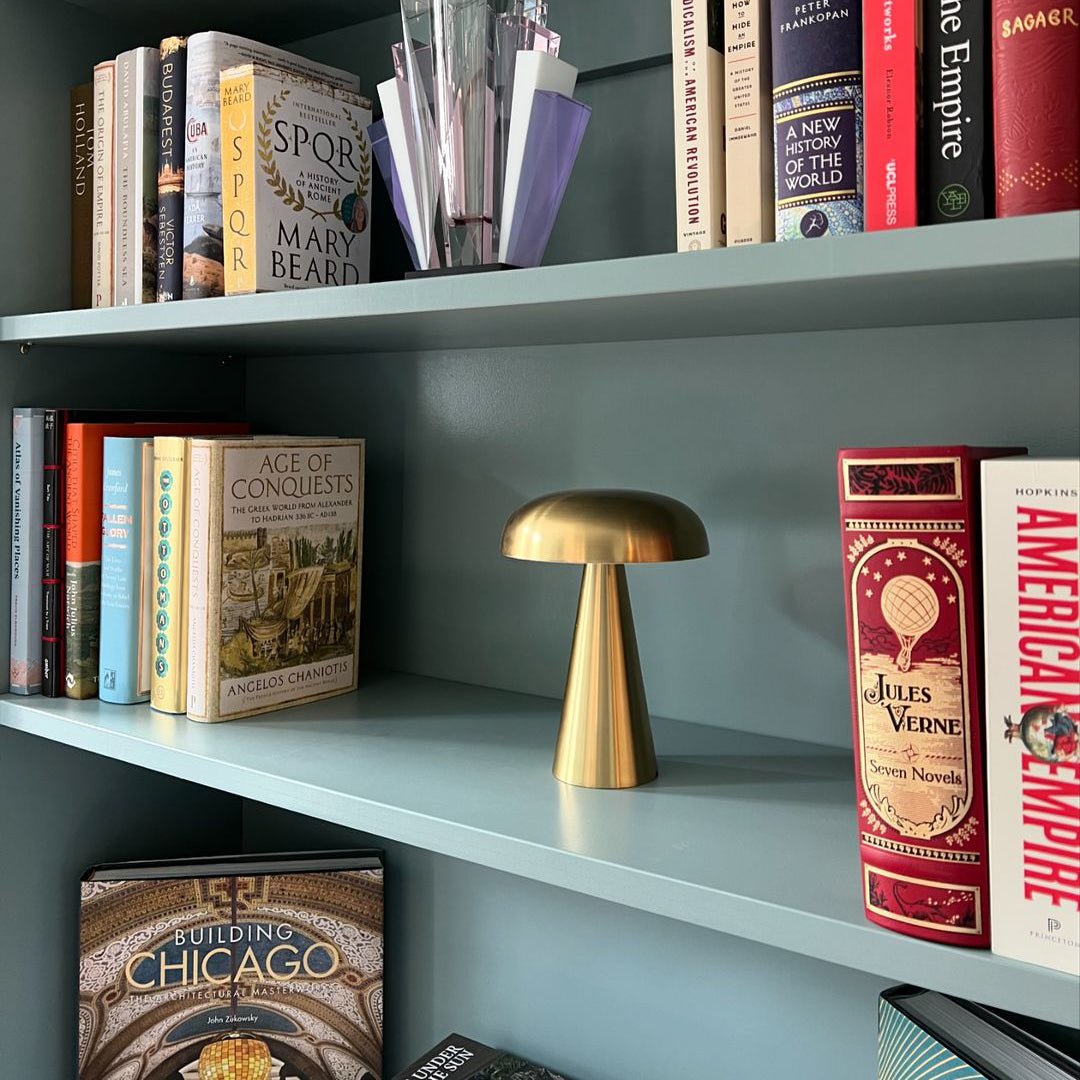 Metal Touch Table Lamp for Bedside Lighting