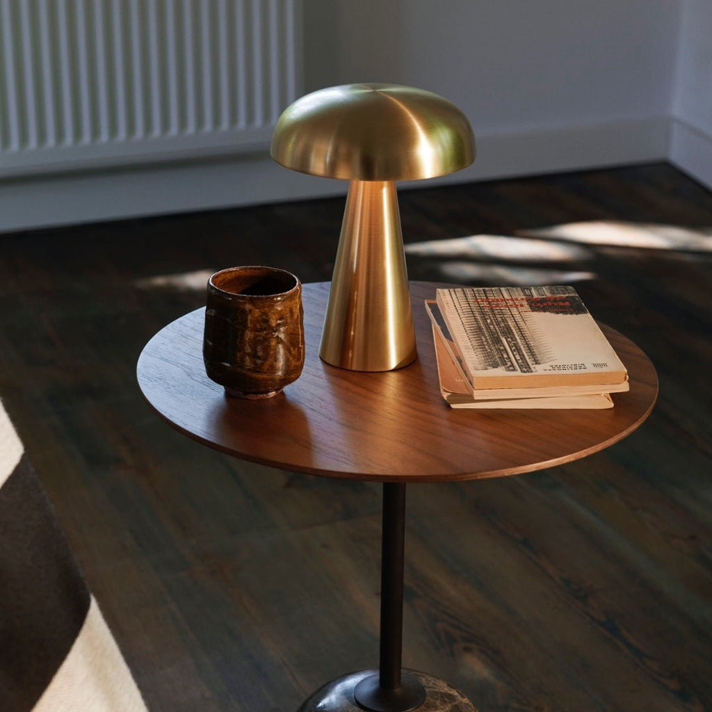 Metal Touch Table Lamp for Bedside Lighting