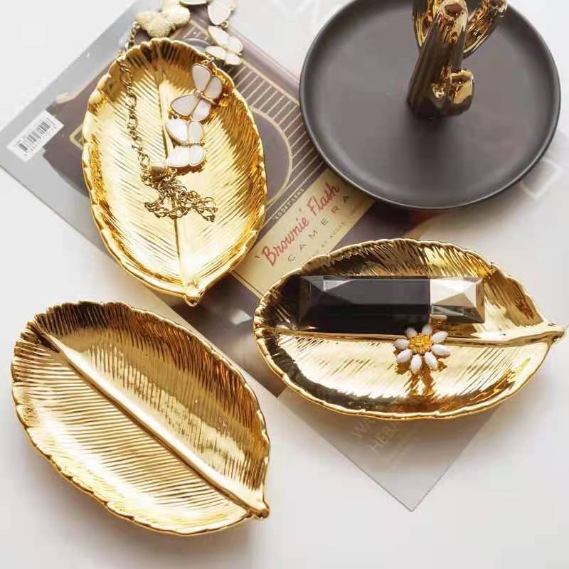 Ceramic Decorative Tray, Three Metallic Finishes