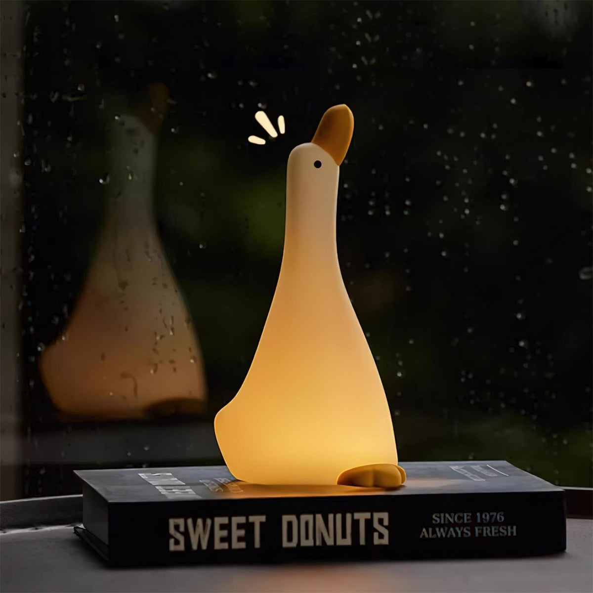 Goose Night Light with Pat Switch