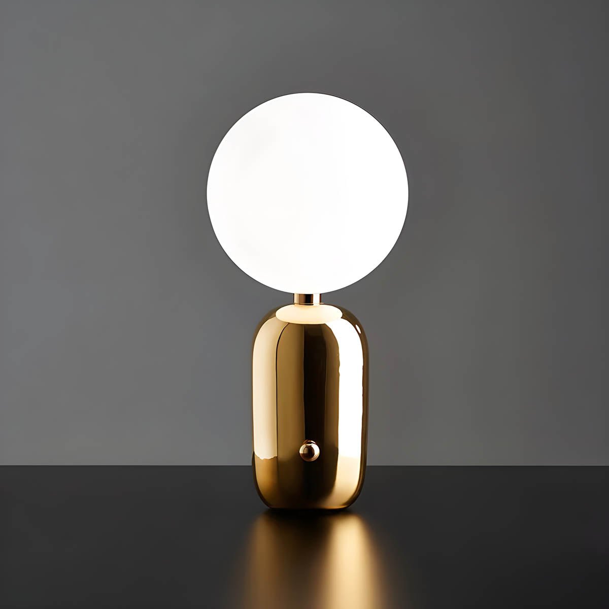Spherical Table Lamp – Three Sizes and Finishes