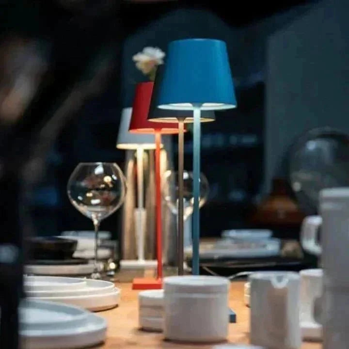 Minimal Aluminum Table Lamp in 9 Colours