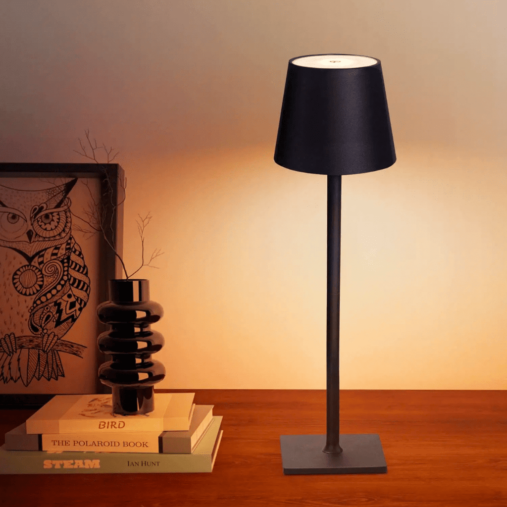 Minimal Aluminum Table Lamp in 9 Colours