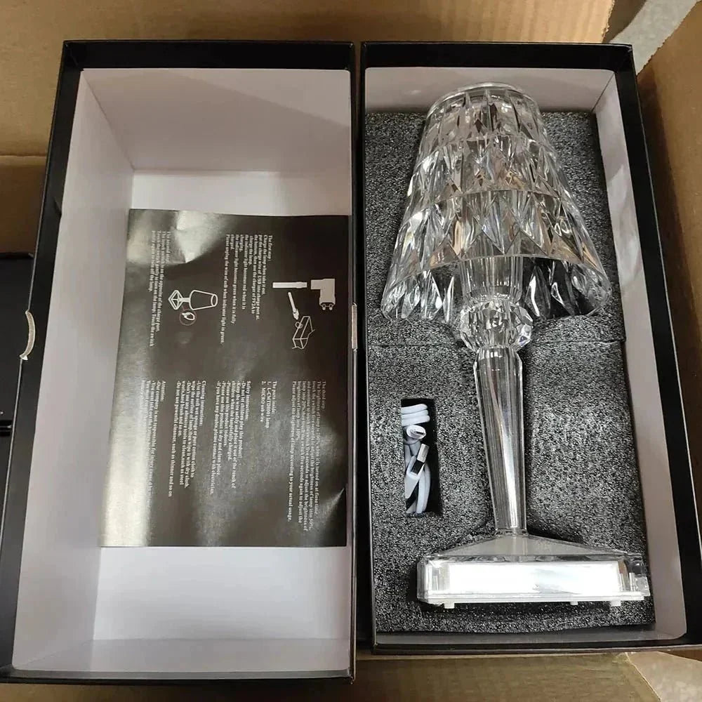 Faceted Acrylic Crystal Table Lamp