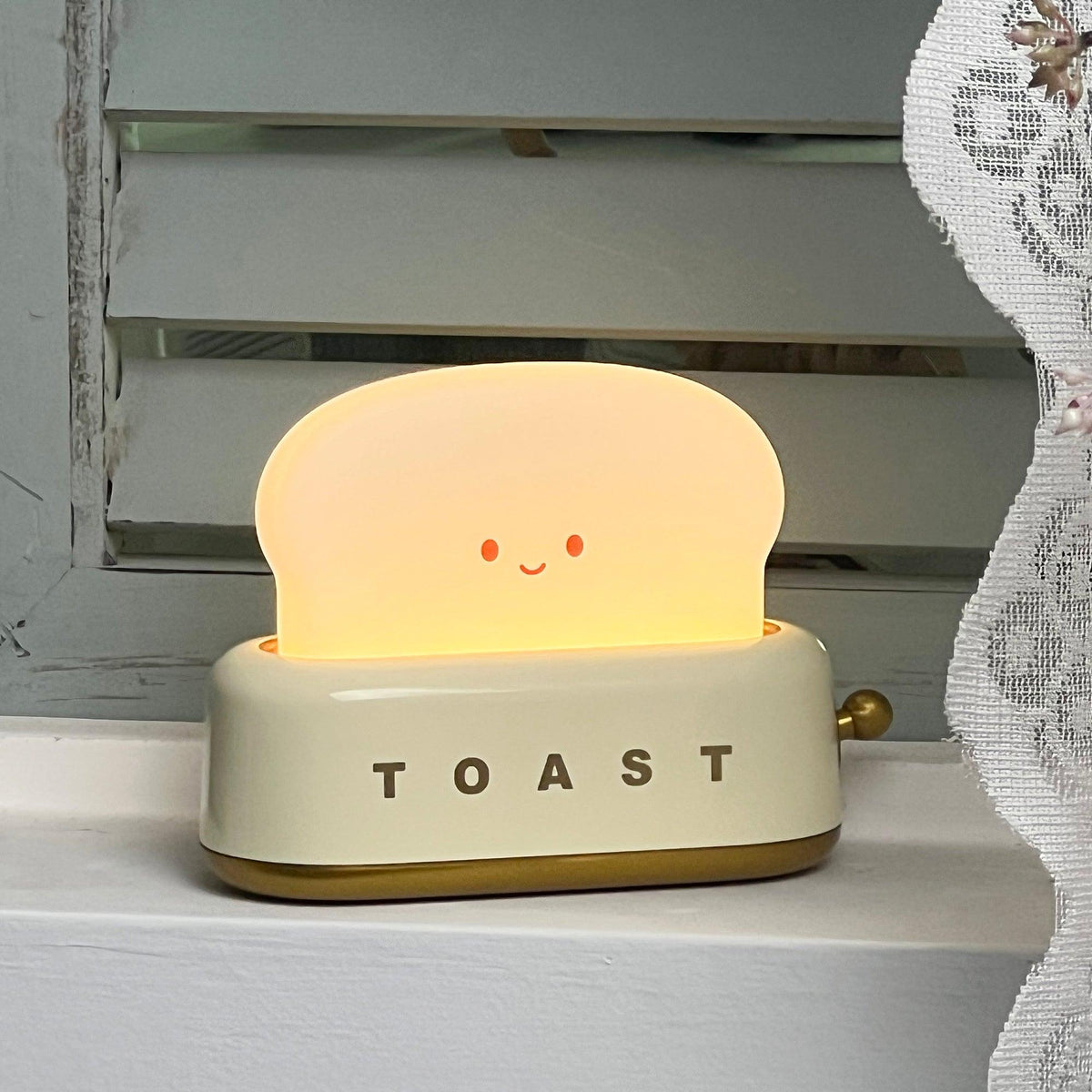 Toaster Lamp, Novelty Light with Glowing Toast